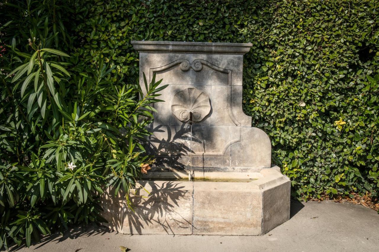 Clos Saint Estève Le Thor Esterno foto